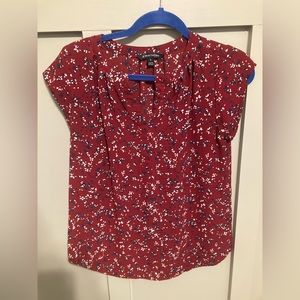 Small stitch fix blouse.